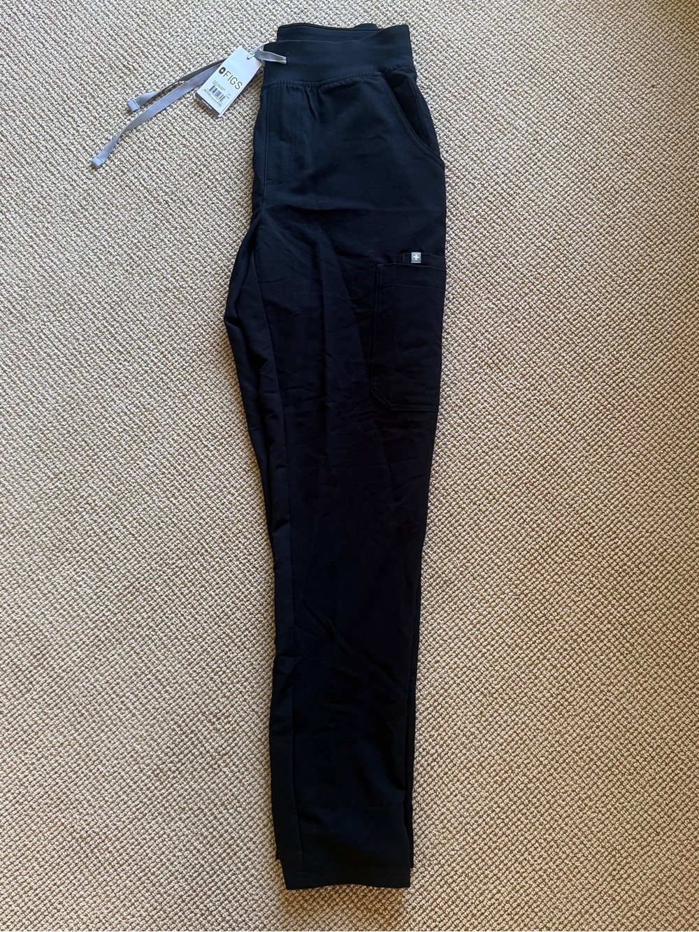Figs Black Straight-Leg Women's Pants